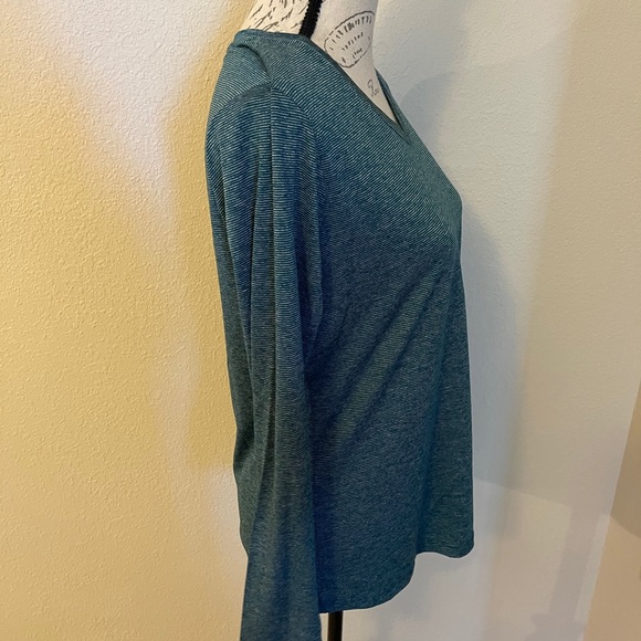 RBX Sports Top - Picture 3 of 6